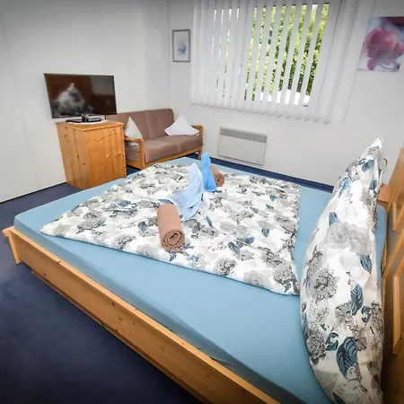 Schachner Bed & Breakfast *